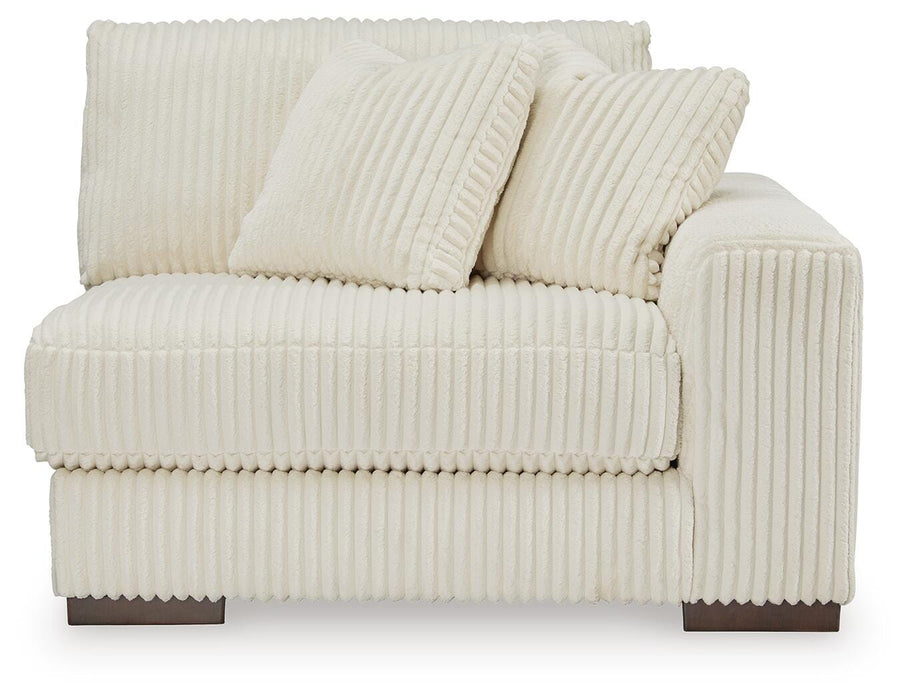 Lindyn Sectional - Ogle Furniture (TN)