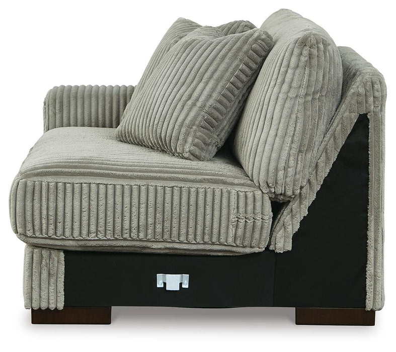 Lindyn Sectional with Chaise - Ogle Furniture (TN)