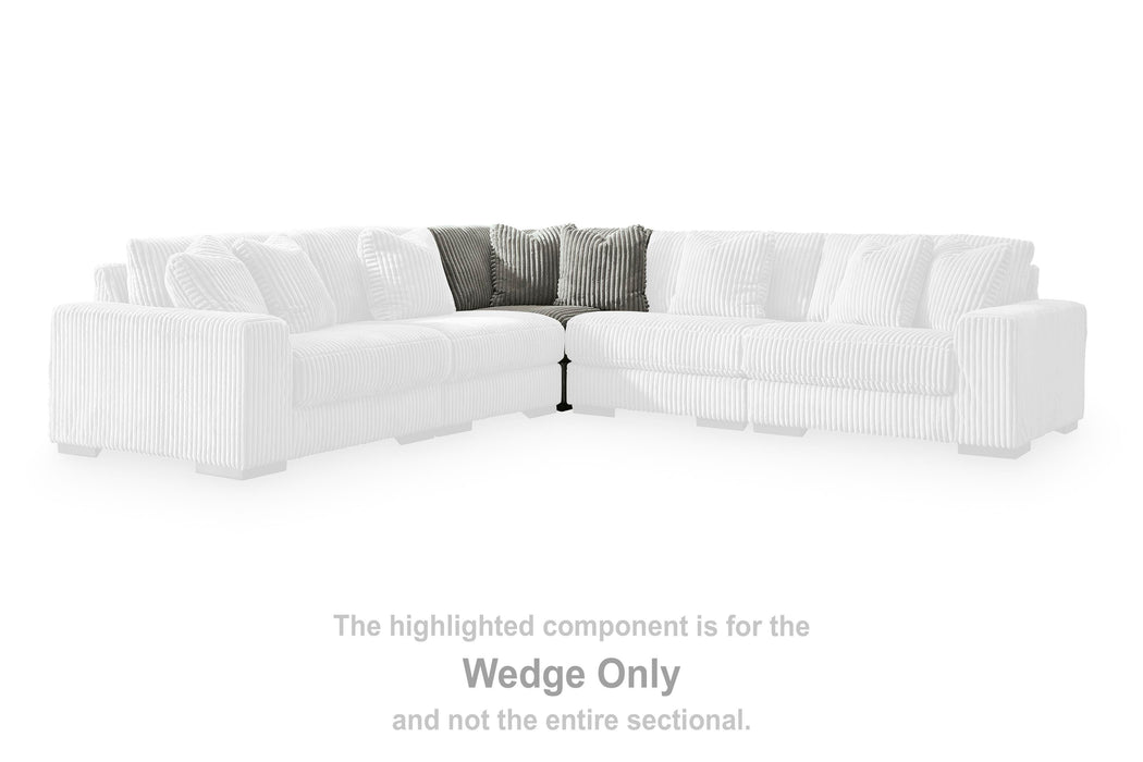 Lindyn Sectional with Chaise - Ogle Furniture (TN)