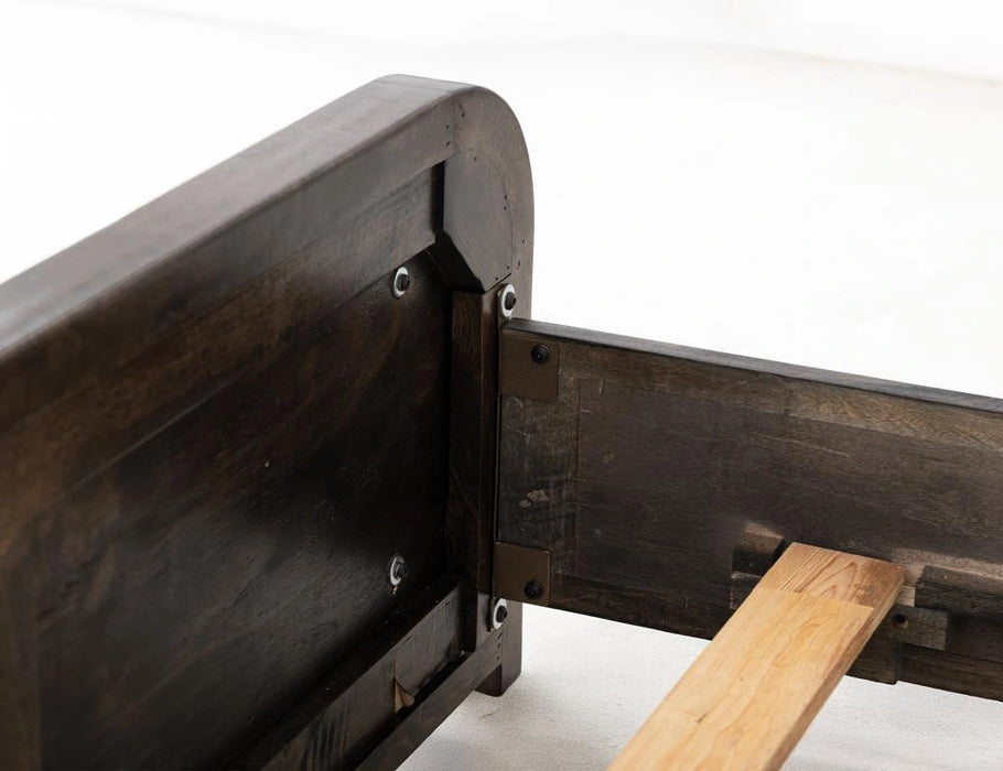 Upholstered Mezquite II, Eastern King Bed