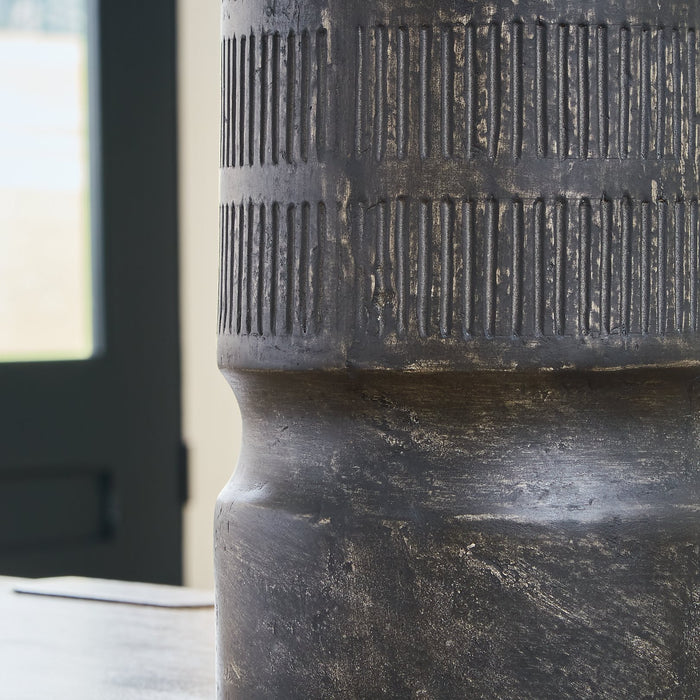 Beninworth Vase - Ogle Furniture (TN)