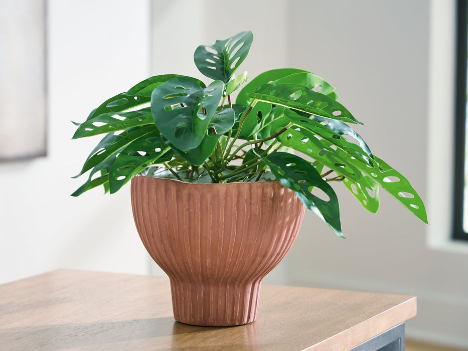 Orban Vase - Ogle Furniture (TN)