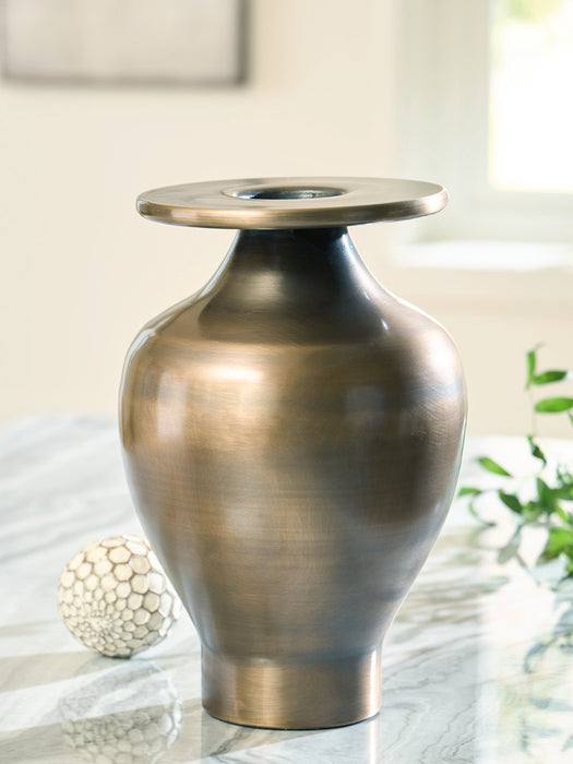 Fedorleigh Vase - Ogle Furniture (TN)