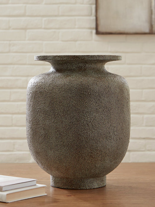 Jedwick Vase - Ogle Furniture (TN)