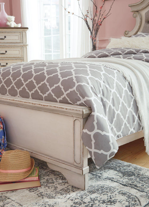 Realyn Upholstered Bed - Ogle Furniture (TN)