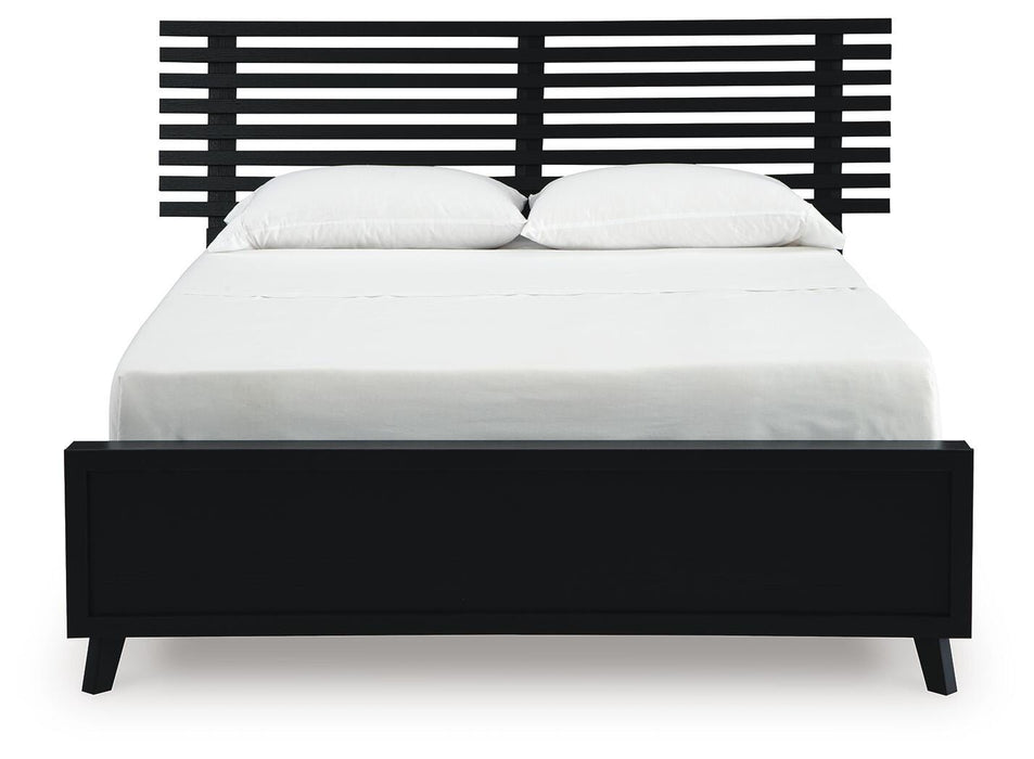 Danziar Queen Slat Bed - Ogle Furniture (TN)