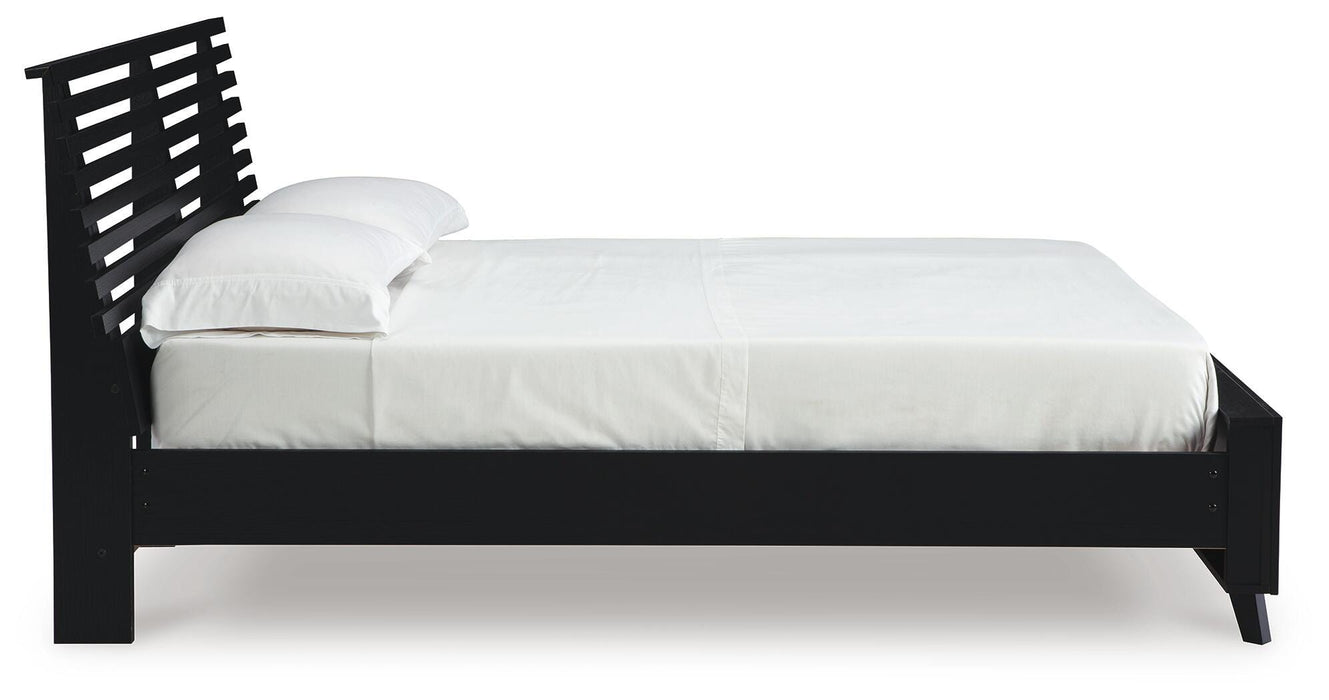 Danziar Queen Slat Bed - Ogle Furniture (TN)