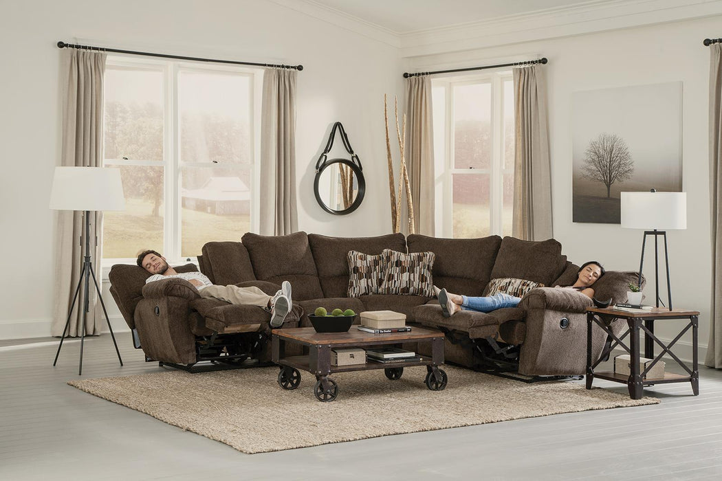 Catnapper Elliott 2pc Lay Flat Reclining Sectional in Chocolate