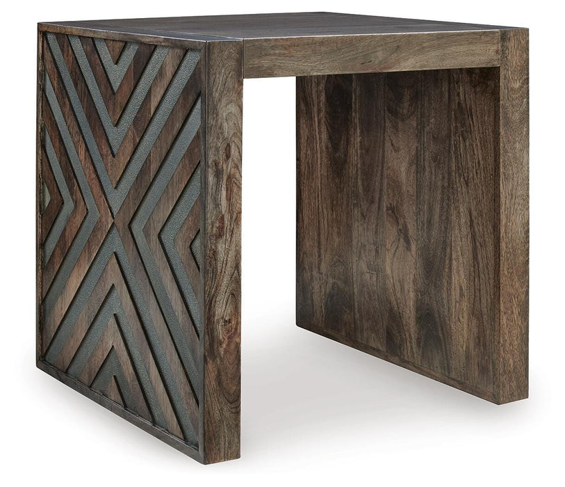 Dreggan End Table - Ogle Furniture (TN)
