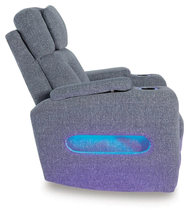 Studio Cave Power Recliner